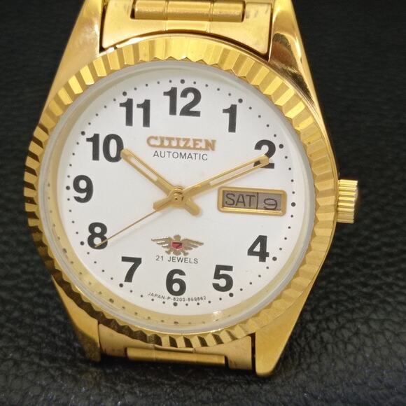 Vintage 1973 Citizen Automatic Mens Gold Watch W/daydate & White accents - Picture 3 of 10